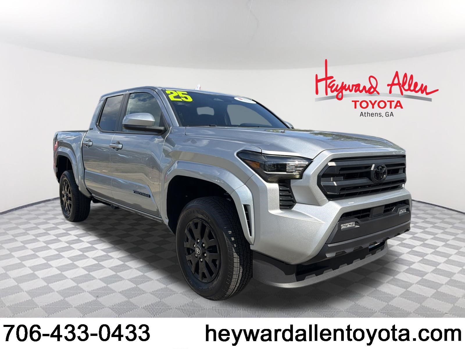 Certified 2025 Toyota Tacoma SR5 AWD/4WD image 1