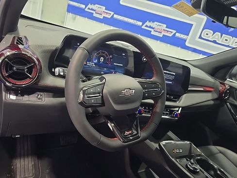 New 2026 Chevrolet Equinox RS w/ Convenience Package III FWD image 17