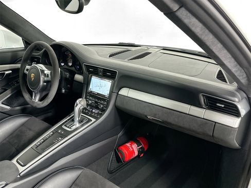Used 2015 Porsche 911 GT3 image 25