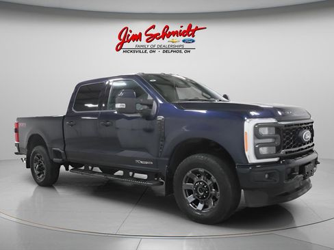 Used 2023 Ford F250 Lariat w/ Lariat Ultimate Package AWD/4WD image 2