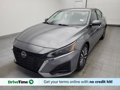 Used 2023 Nissan Altima 2.5 SV