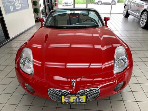 Used 2007 Pontiac Solstice Convertible w/ Premium Package RWD image 4