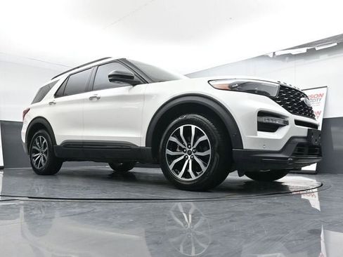 Used 2022 Ford Explorer ST-Line w/ Class IV Trailer Tow Package image 40