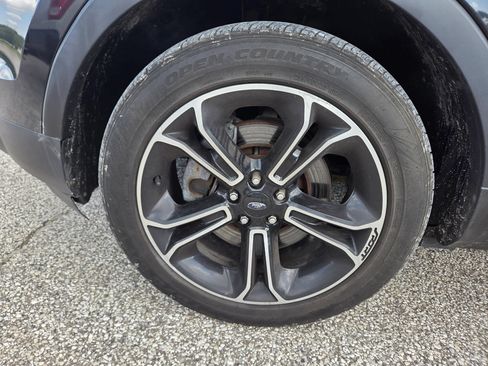 Used 2015 Ford Explorer Sport w/ Equipment Group 401A AWD/4WD image 13