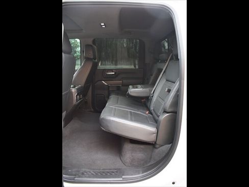 Used 2022 GMC Sierra 2500 Denali w/ Denali Ultimate Package AWD/4WD image 20