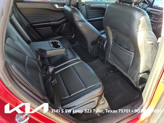 Used 2021 Ford Escape Titanium AWD/4WD image 19