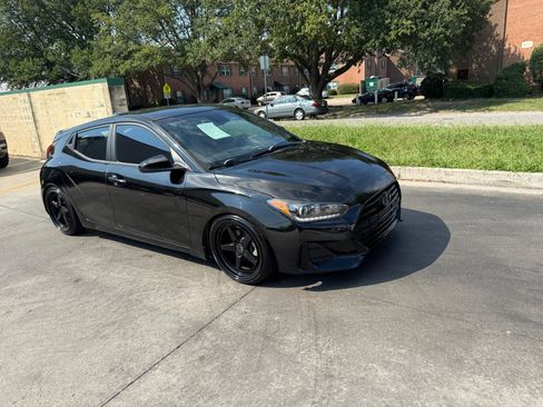 Used 2020 Hyundai Veloster 2.0 FWD image 6