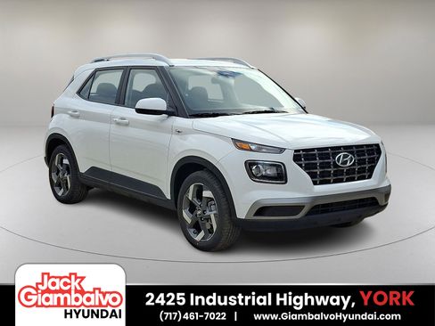 New 2026 Hyundai Venue SEL image 1