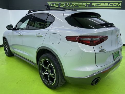 Used 2022 Alfa Romeo Stelvio Ti image 7