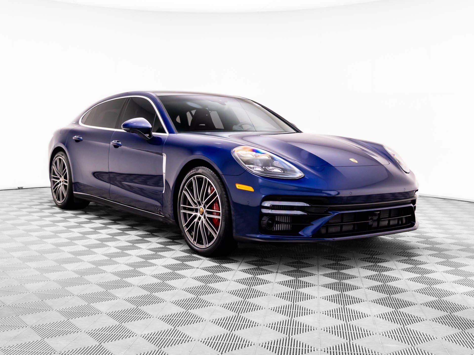 Certified 2023 Porsche Panamera Turbo S Executive AWD/4WD image 6