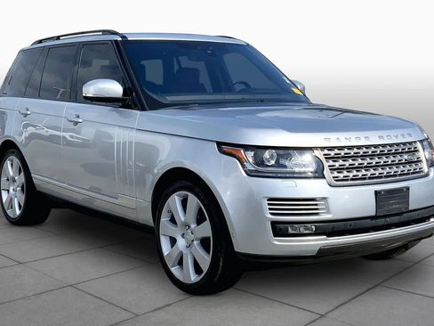 Used 2017 Land Rover Range Rover Supercharged AWD/4WD image 3