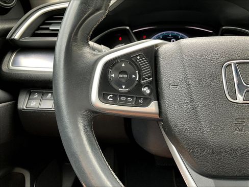 Used 2016 Honda Civic Touring image 11