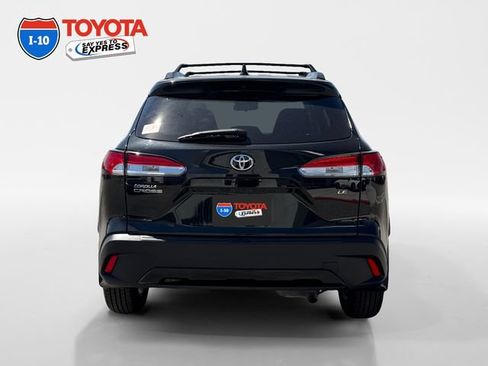 Certified 2023 Toyota Corolla Cross LE FWD image 4