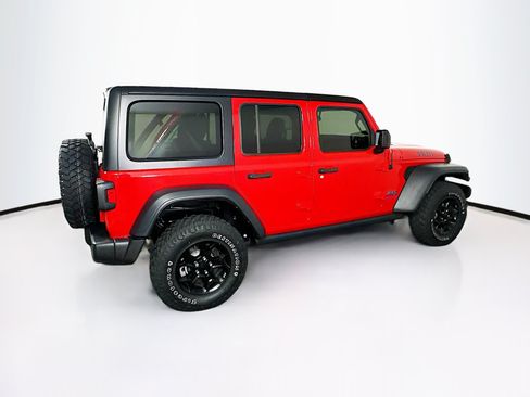 Used 2023 Jeep Wrangler Unlimited w/ Convenience Group AWD/4WD image 10