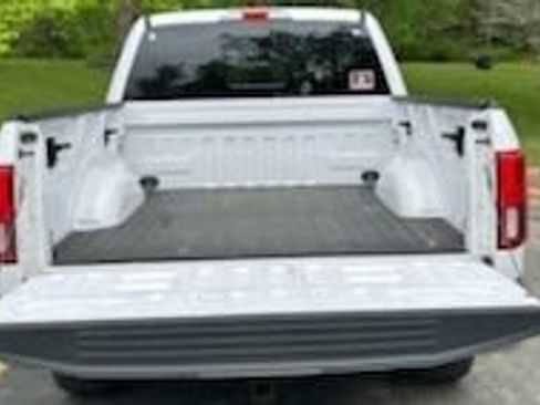 Used 2019 Ford F150 Lariat AWD/4WD image 6