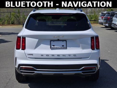 Used 2022 Kia Sorento SX image 6