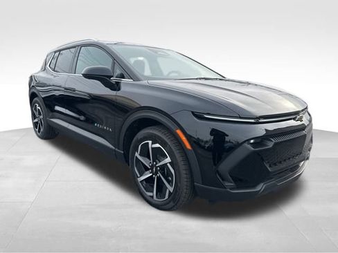 New 2026 Chevrolet Equinox EV LT image 7