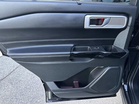 Used 2022 Ford Explorer ST w/ Equipment Group 401A image 30