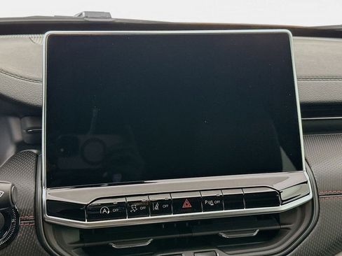 New 2026 Jeep Compass Trailhawk image 14