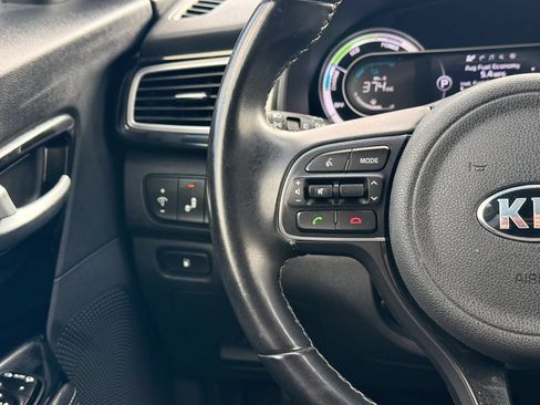 Used 2018 Kia Niro EX w/ EX Touring Graphite Edition FWD image 16