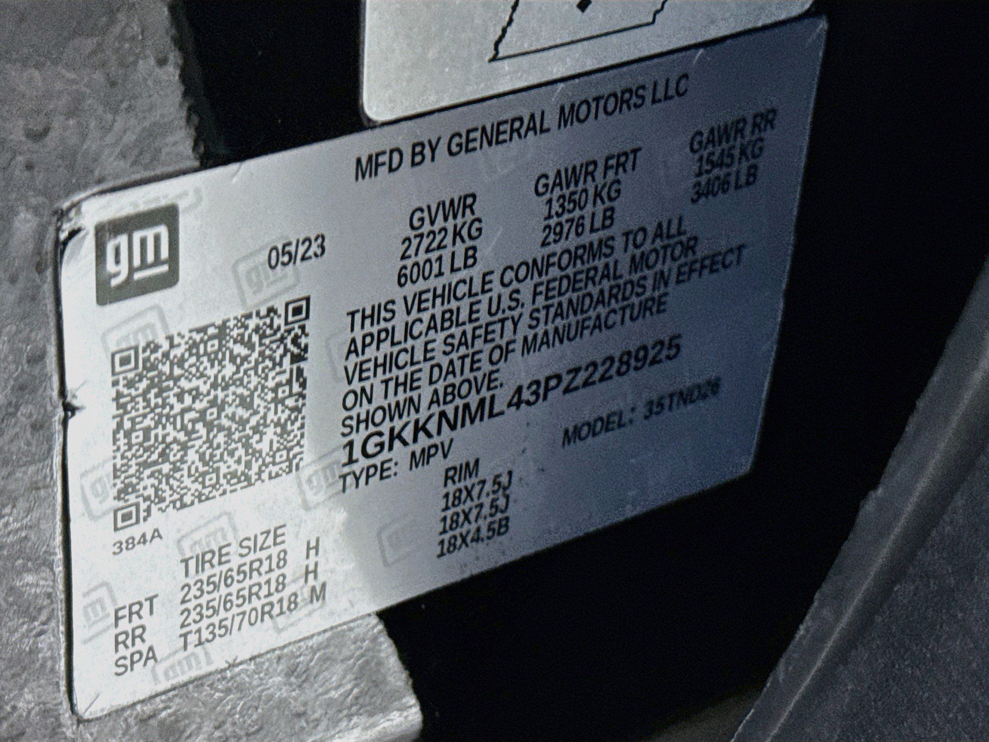 Used 2023 GMC Acadia SLT FWD image 40