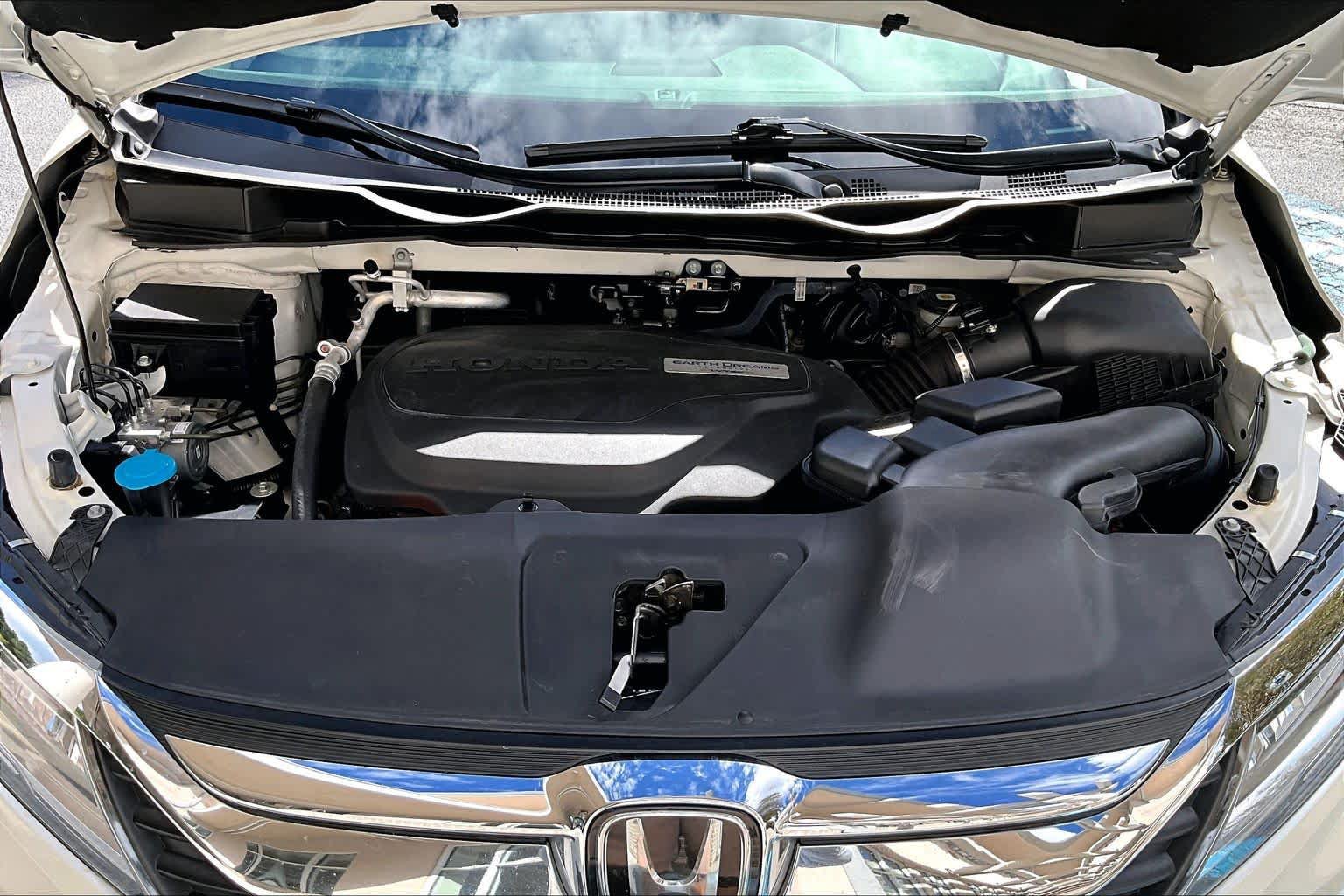 Used 2019 Honda Odyssey Elite image 32