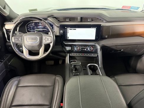 Used 2024 GMC Sierra 1500 Denali AWD/4WD image 14