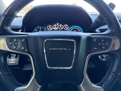 Used 2019 GMC Yukon Denali w/ Denali Ultimate Package image 29