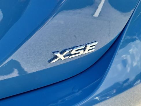 Used 2024 Toyota Camry XSE FWD image 9