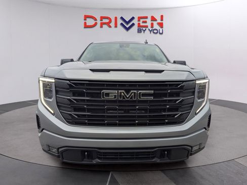 New 2026 GMC Sierra 1500 Elevation w/ LPO, Elevation Black Package image 8