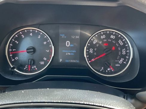 Used 2019 Toyota RAV4 LE image 22