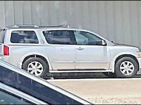 Certified 2022 Nissan Armada Platinum w/ Captain's Chairs Package RWD image 9