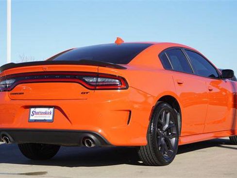 Certified 2022 Dodge Charger GT w/ Blacktop Package image 9