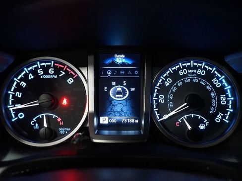 Certified 2023 Toyota Tacoma SR5 AWD/4WD image 16