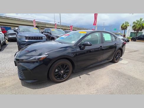 Used 2025 Toyota Camry LE FWD image 44