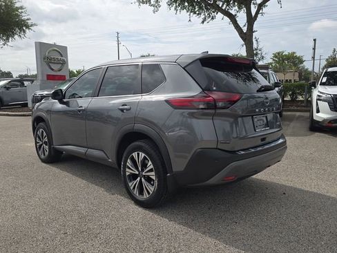 Certified 2023 Nissan Rogue SV FWD image 6