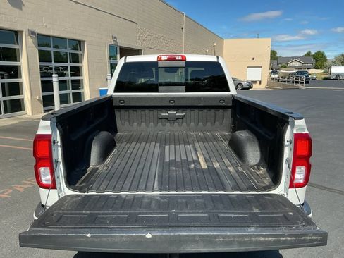 Used 2017 Chevrolet Silverado 1500 LTZ Z71 w/ LTZ Plus Package AWD/4WD image 13
