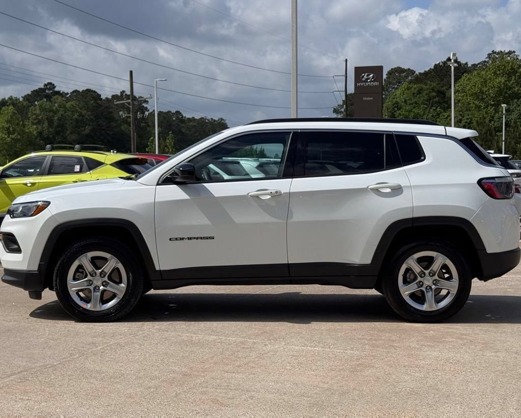 Used 2024 Jeep Compass Latitude AWD/4WD image 10