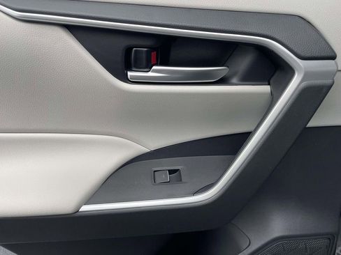 New 2025 Toyota RAV4 XLE image 20