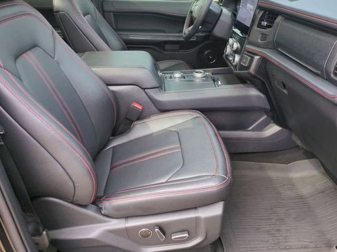 Used 2024 Ford Expedition Limited AWD/4WD image 23