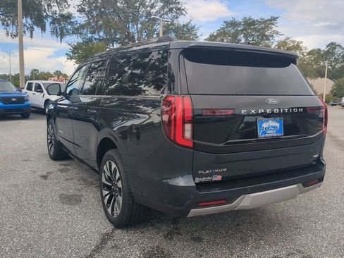New 2025 Ford Expedition Max Platinum w/ Driver's Package image 22