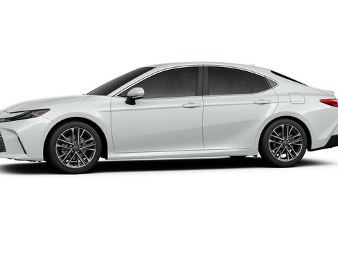New 2026 Toyota Camry XLE FWD image 3