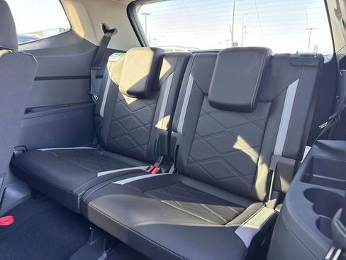 New 2026 Volkswagen Atlas Peak Edition AWD/4WD image 10