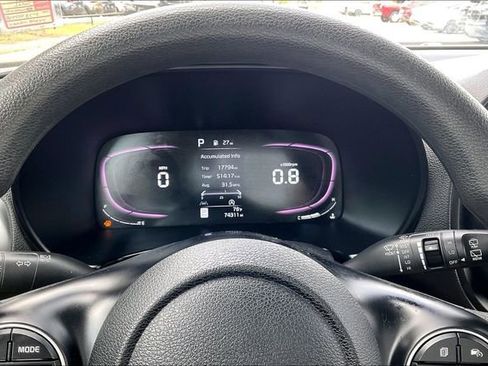 Used 2023 Kia Soul LX w/ LX Technology Package FWD image 18