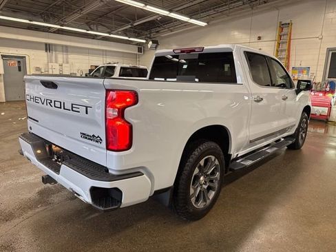 New 2026 Chevrolet Silverado 1500 High Country w/ Technology Package AWD/4WD image 6