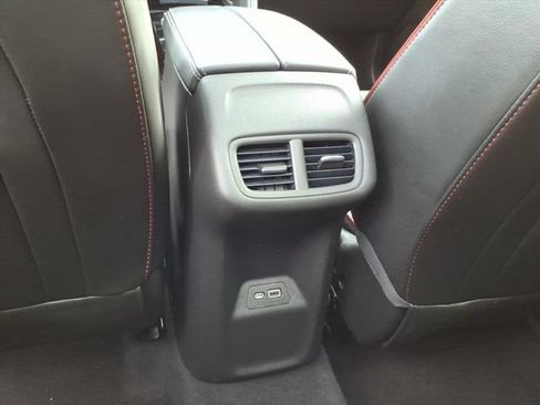 Used 2023 Buick Envision Essence w/ Sport Touring Package AWD/4WD image 19