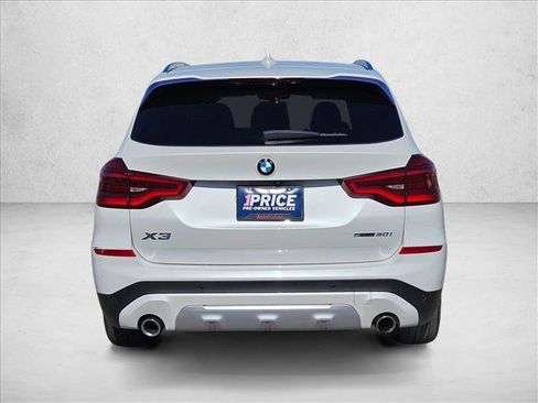 Used 2021 BMW X3 sDrive30i image 7