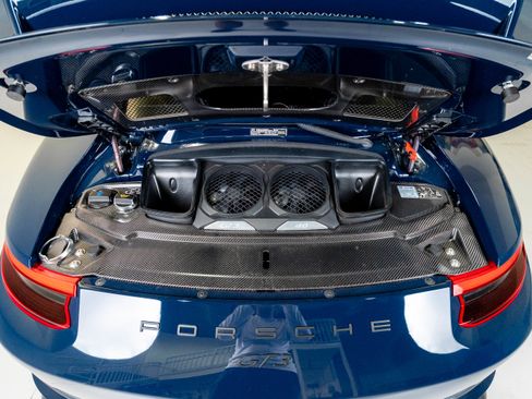 Used 2018 Porsche 911 GT3 RWD image 34