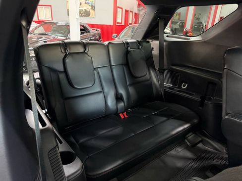 Used 2025 Ford Explorer ST AWD/4WD image 21