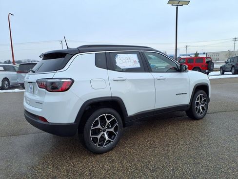 New 2026 Jeep Compass Limited w/ Sun, Sound & Navigation Group AWD/4WD image 3